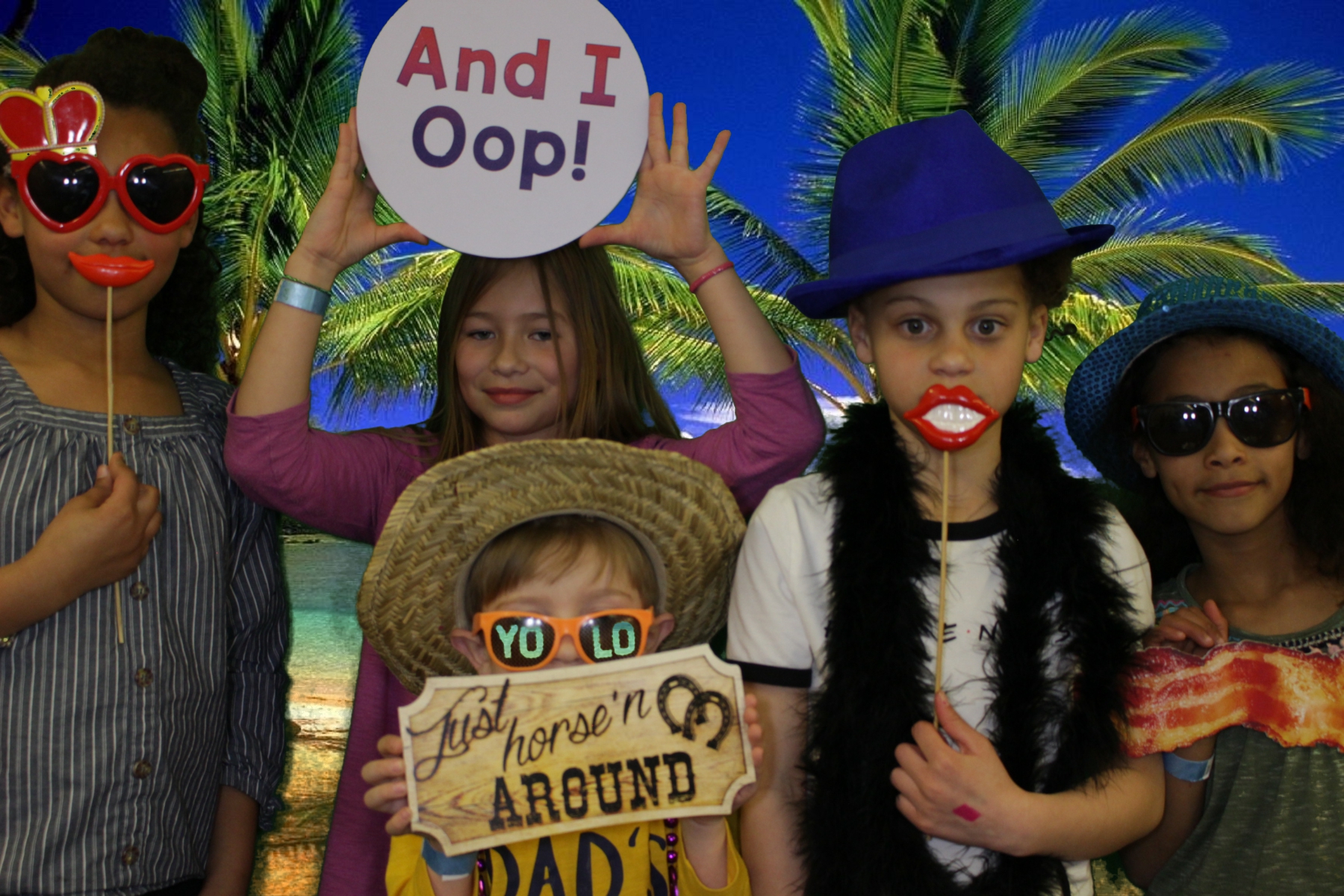 Poly Drive Elementary March Madness Carnival | View more photos from the event at gallery.photoboothbillings.com/u/PhotoBoothBillings/Poly-Drive-Elementary-March-Madness-Carnival
